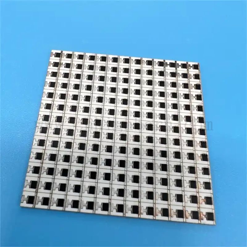 customize multilayer alumina ceramic substrates Thick film circuit