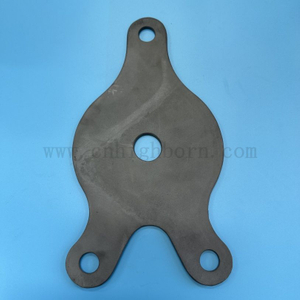 Wear & Thermal Shock Resistant SiC Silicon Carbide Ceramic Fish-shaped Kiln Furniture Setter Plate for Ceramic Plate/Bowl Firing