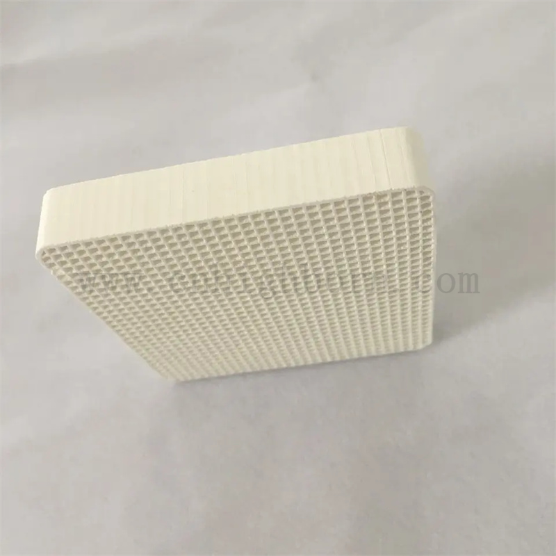 Auto-engine Converter Catalytic Plate Honeycomb Ceramic Catalyst Substrate