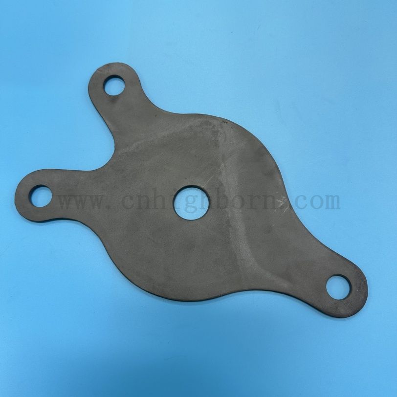 Wear & Thermal Shock Resistant SiC Silicon Carbide Ceramic Fish-shaped Kiln Furniture Setter Plate for Ceramic Plate/Bowl Firing