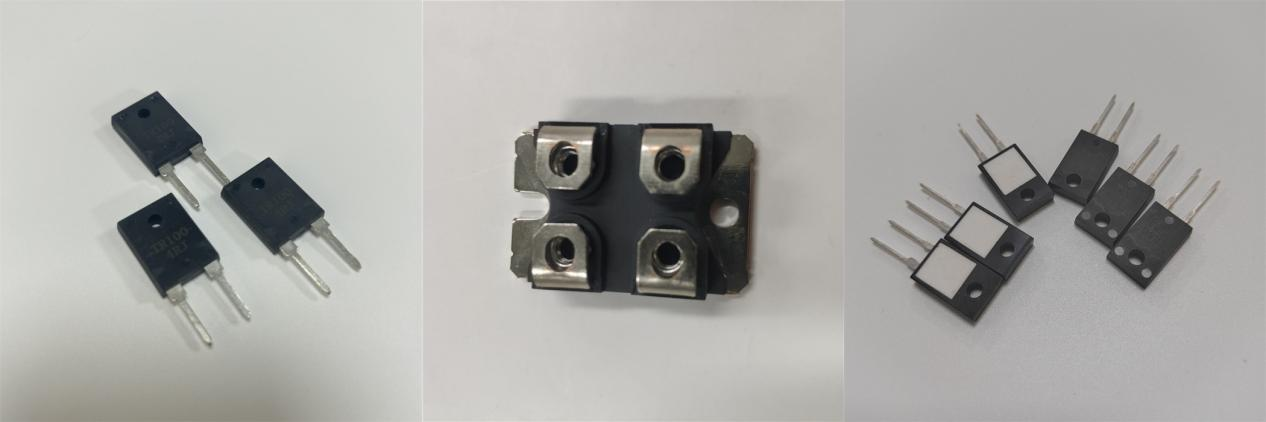 Ceramic packaging housing