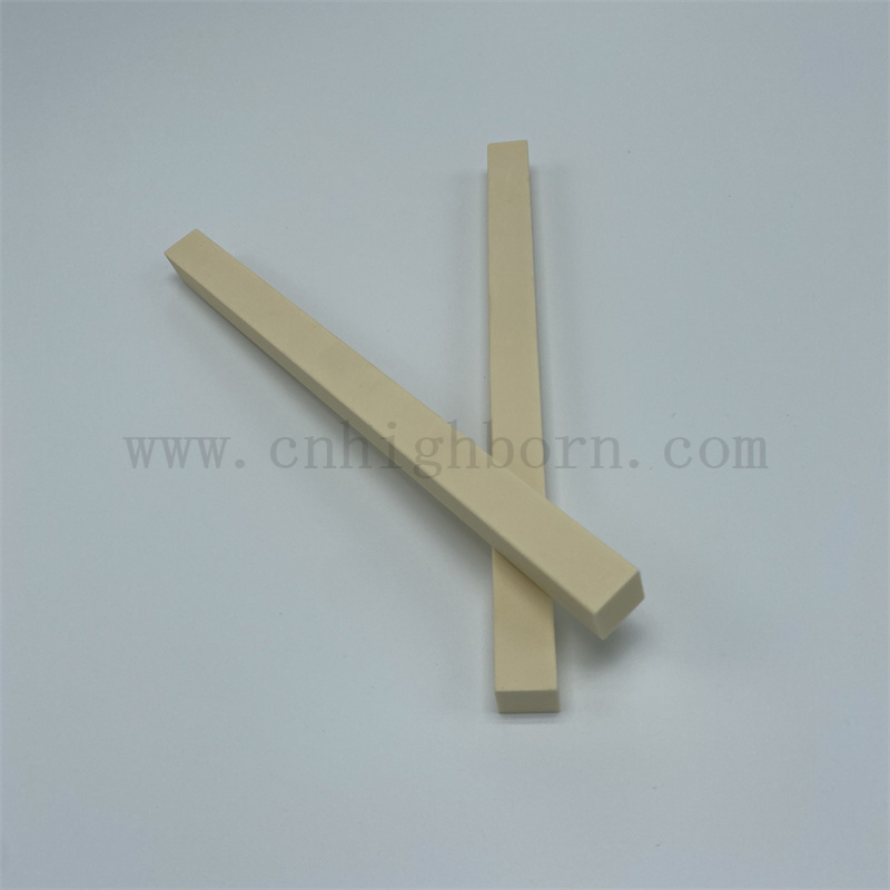 99% Alumina Ceramic Square Rod Customized Al2O3 Stick