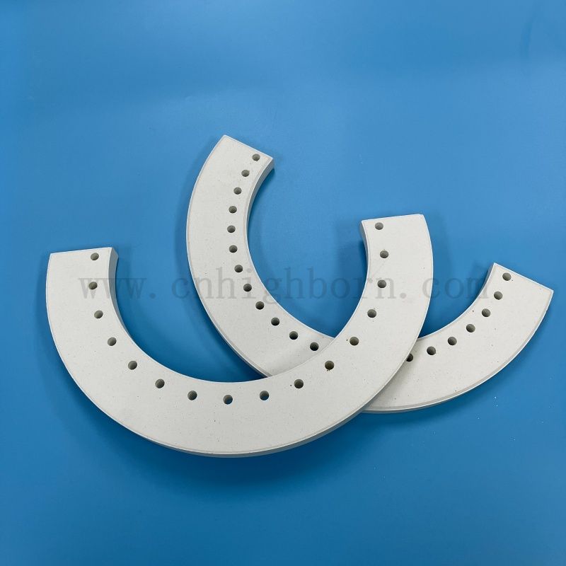 Refractory Corundum Mullite Ceramic Panel Insulator Ceramic Irregular Part for Kiln