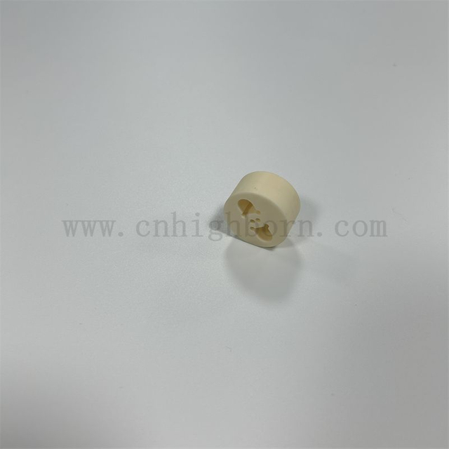 Customized Alumina Round Board Part Insulator 99%AL2O3 Ceramic Block