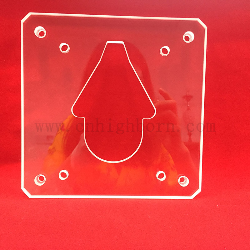 Laser Perforated Slotted Clear Quartz Glass Sheet 