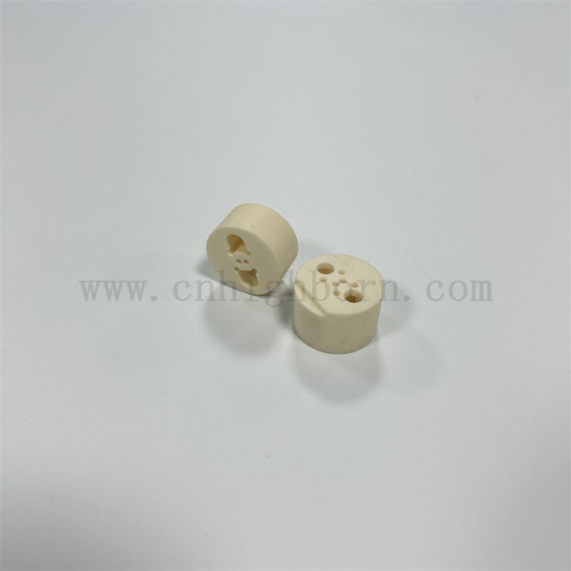 Customized Alumina Round Board Part Insulator 99%AL2O3 Ceramic Block