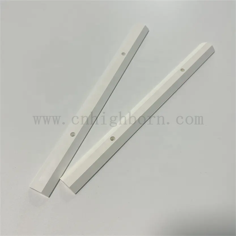 Customized High Purity 99% Boron Nitride Insulator BN Rod Ceramic Strip