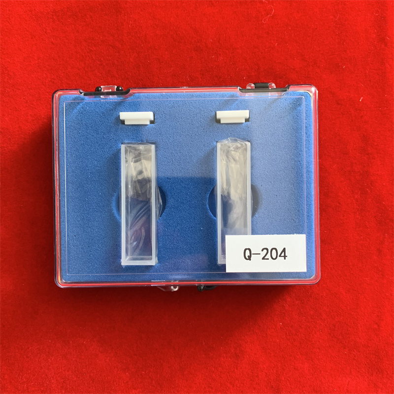 Laboratory Glassware Standard Fluorometer Cell With Lid Clear Five Side Quartz Glass