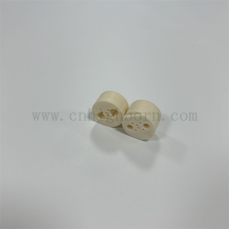Customized Alumina Round Board Part Insulator 99%AL2O3 Ceramic Block