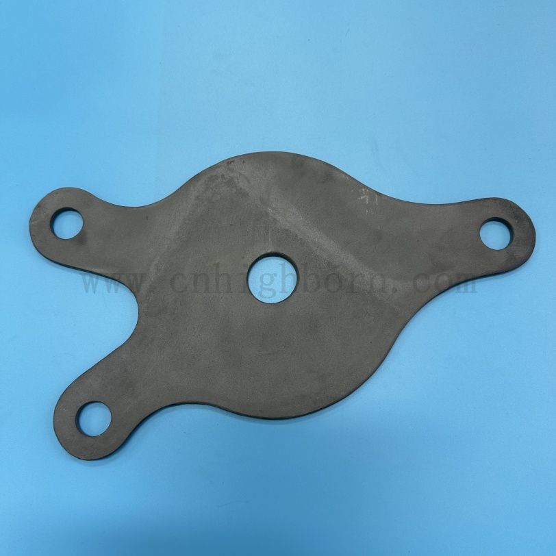 Wear & Thermal Shock Resistant SiC Silicon Carbide Ceramic Fish-shaped Kiln Furniture Setter Plate for Ceramic Plate/Bowl Firing