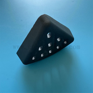 High Temperature SiC Ceramic Triangular Grate Plate Silicon Carbide Porous Grate Piece for Incinerator