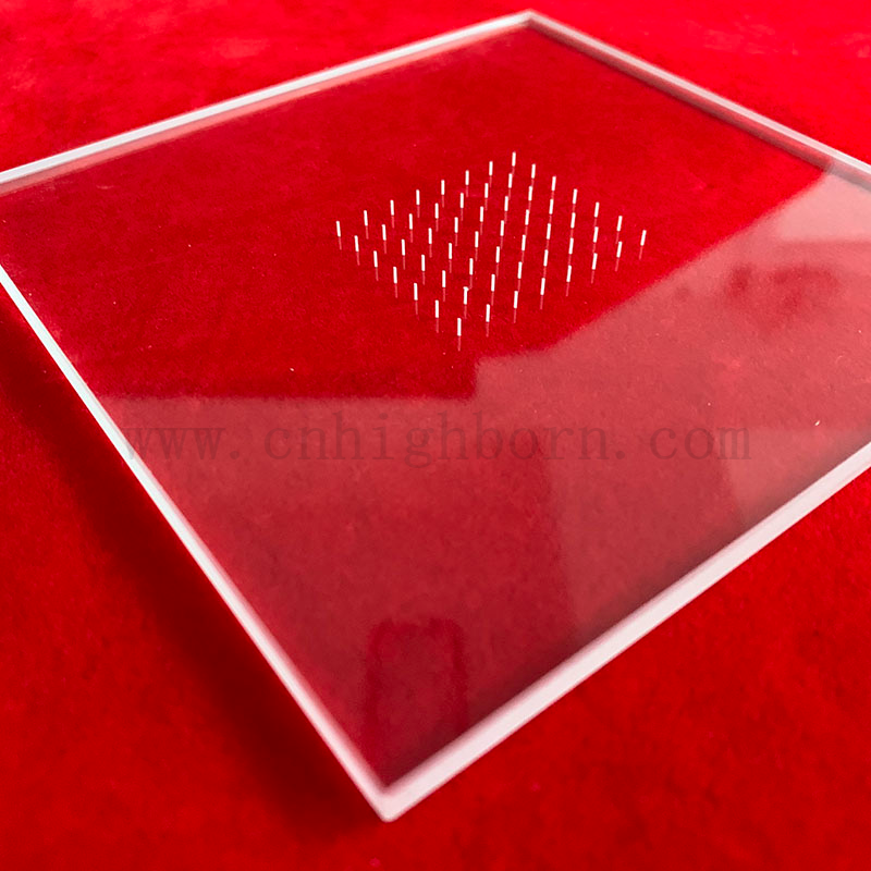 Laser Cutting Perforated Transparent Quartz Glass Square Sheet