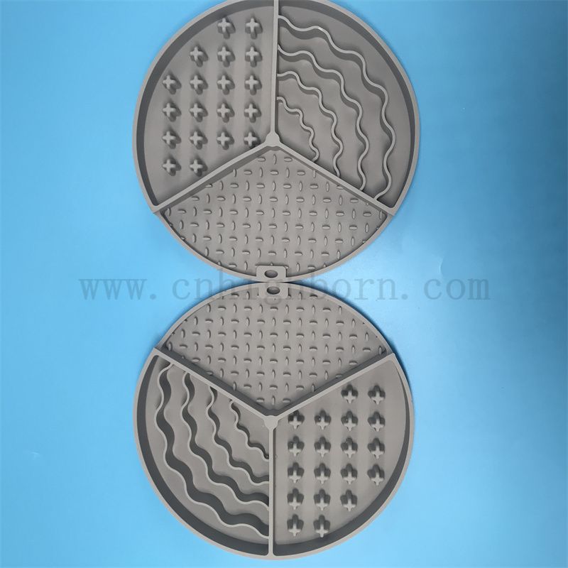 Silicone Rubber Pet Licking Mat Puppy Supplies Pet Silastic Slow Food Pad