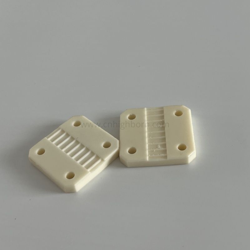 Grooved Al2O3 Ceramic Insulation Plate Alumina Block Part