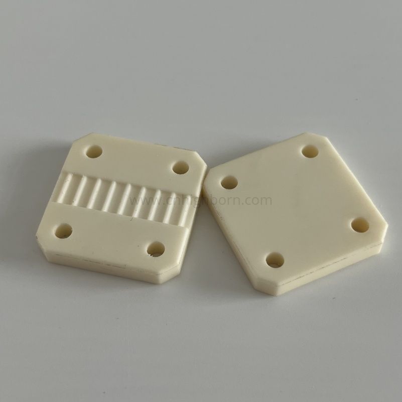 Grooved Al2O3 Ceramic Insulation Plate Alumina Block Part