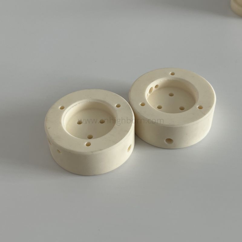 95% Alumina Precision Machined Ceramic Disc with Holes