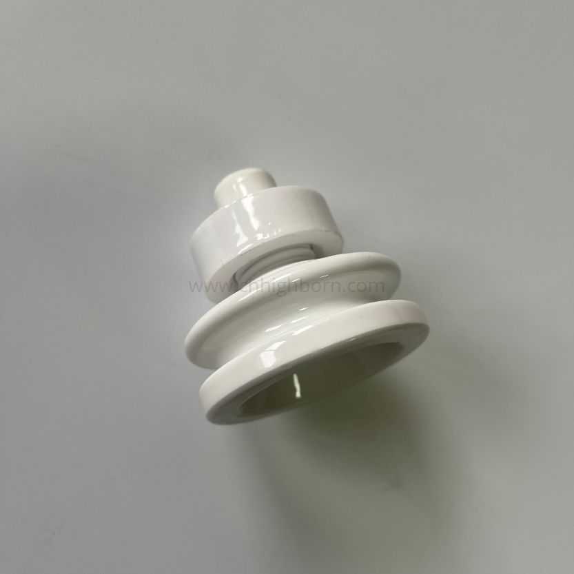 Customized 95% Glazed Alumina Al2O3 Ceramic Insulator Component