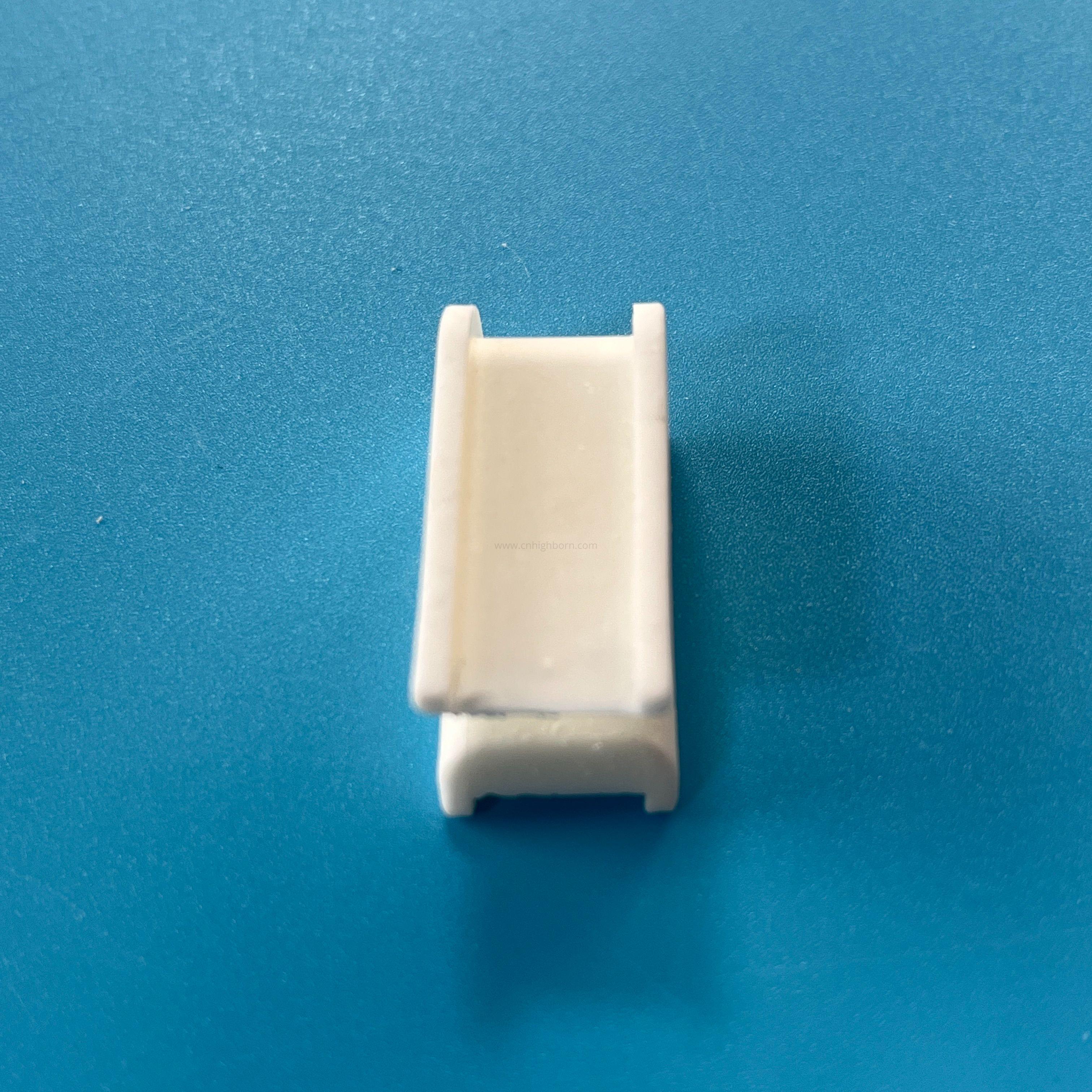 99% Al2O3 U Clip Alumina Ceramic Yarn Guide Clip