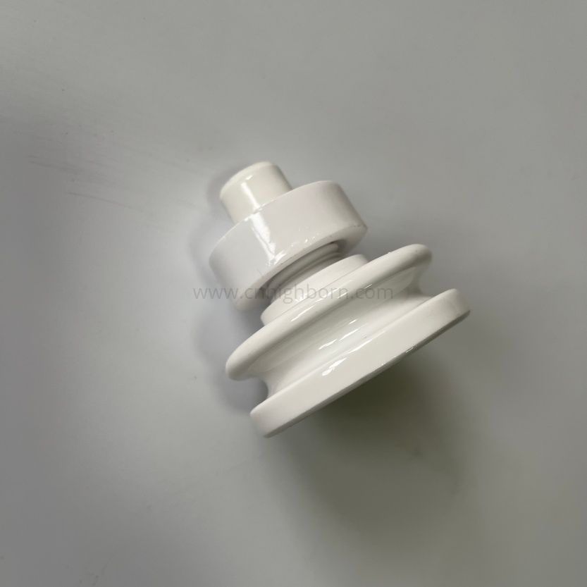 Customized 95% Glazed Alumina Al2O3 Ceramic Insulator Component